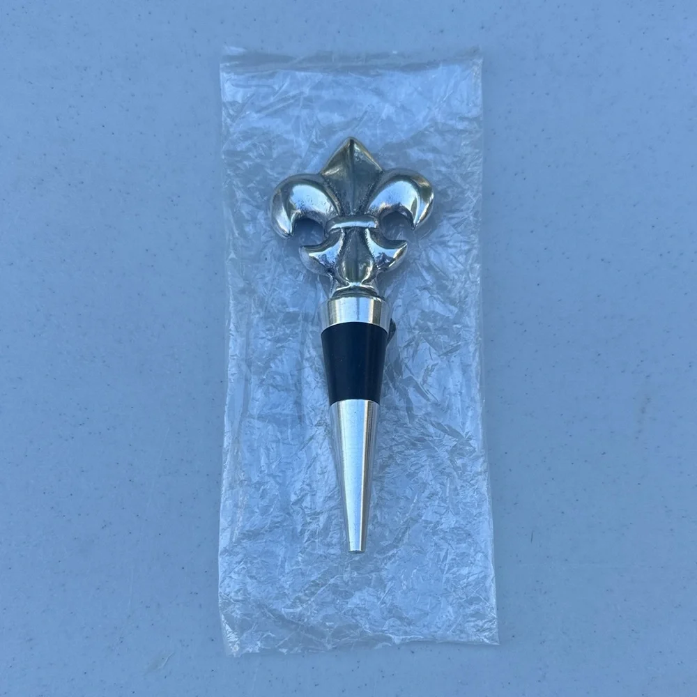 Silver Fleur-de-Lis Wine Bottle Stopper